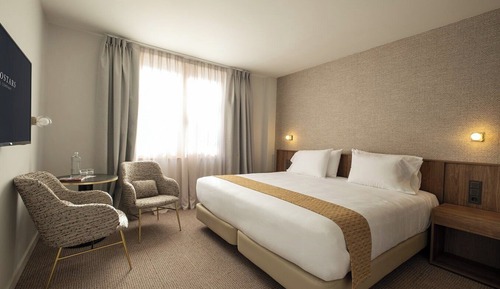 Deluxe Room (Occitania, with View)