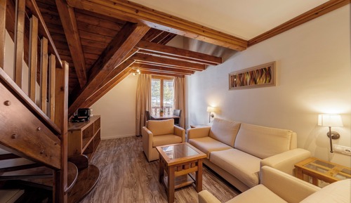 Duplex, Valley View (Occitania, 2 adults)
