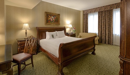 Premium Room (University View)