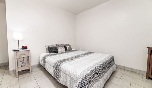 Standard Room, 1 Queen Bed, Accessible
