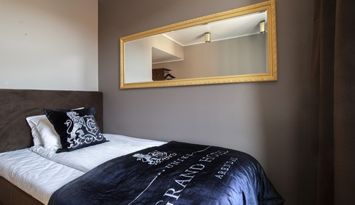 Single Room (included light evening meal)