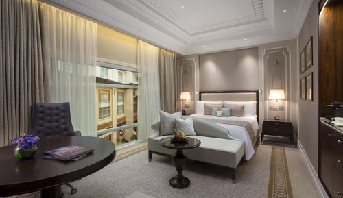 Premier Courtyard Room King