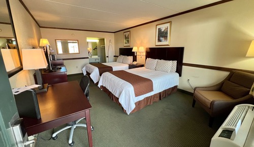 Standard Room, 2 Queen Beds, Non Smoking