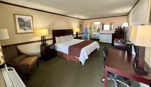 Standard Room, 1 King Bed, Smoking