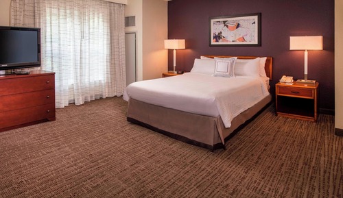Suite, 1 Bedroom (Mobility/Hearing Accessible, Tub)