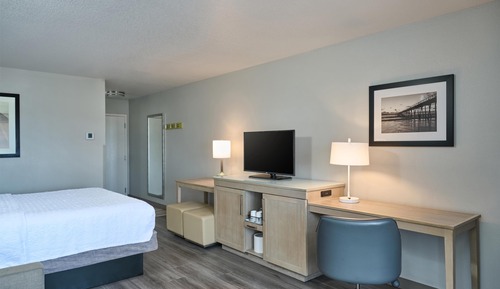 Room, 1 King Bed, Balcony, Ocean View