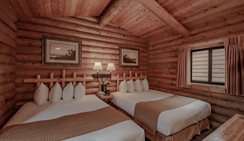 Deluxe Cabin, 2 Queen Beds w/Sofabed