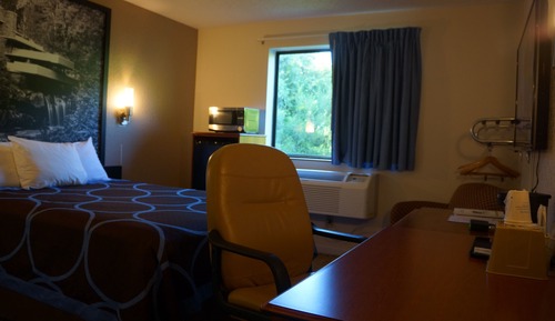Standard Room, 1 Queen Bed, Accessible, Non Smoking (Mobility Accessible)