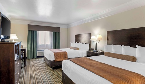 Standard Room, 2 Queen Beds, Accessible, Non Smoking