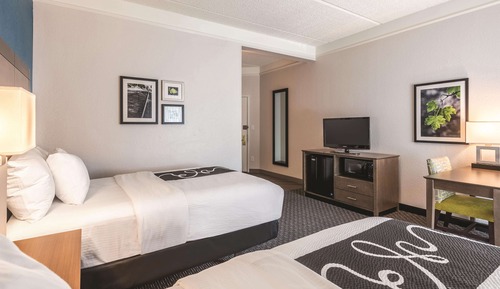 Room, 2 Double Beds, Accessible, Non Smoking (Mobility/Hearing Impaired Accessible)