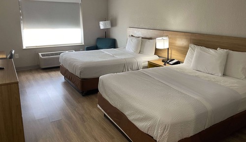 Room, 2 Queen Beds, Non Smoking