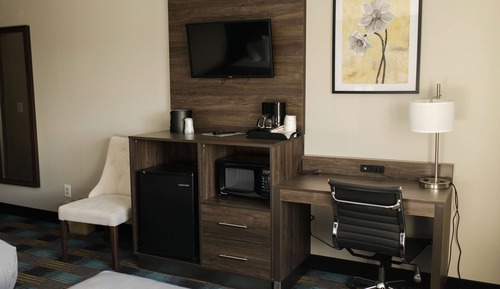 Suite, 2 Queen Beds, Non Smoking