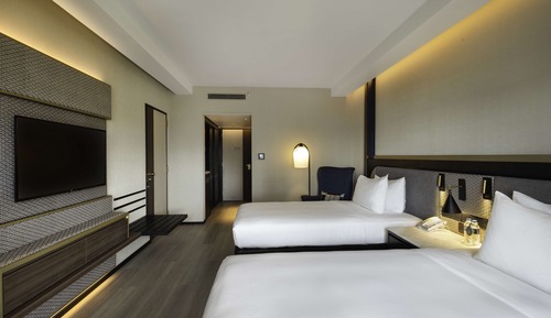 Deluxe Room, 2 Twin Beds, Sea View