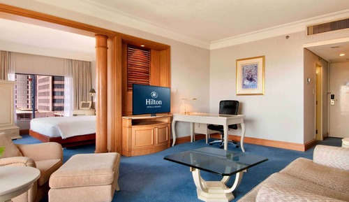 King, Suite, Corner