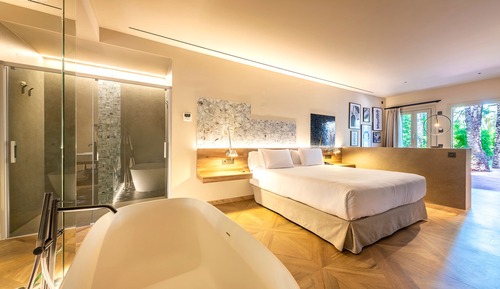 Junior Suite (1 Adult)