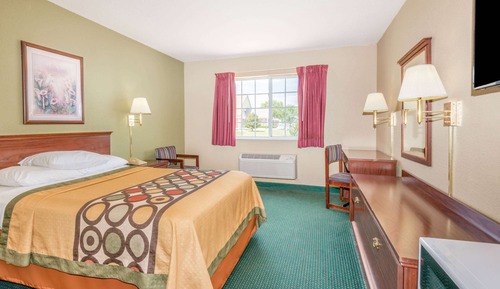 Standard Room, 1 King Bed, Smoking