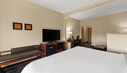 Suite, 1 King Bed, Non Smoking