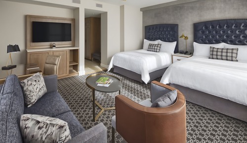 Deluxe Two Queen Room