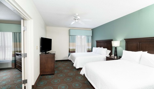 Suite, 2 Queen Beds