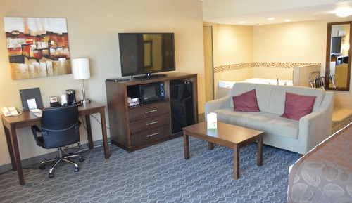 Suite, 1 King Bed, Non Smoking, Jetted Tub