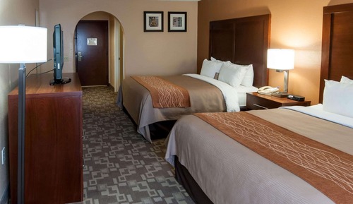 Standard Room, 2 Queen Beds, Non Smoking