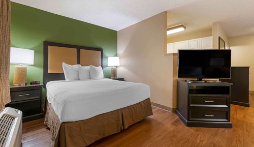 Studio, 2 Queen Beds, Accessible, Non Smoking