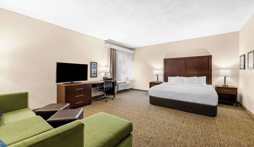 Suite, 1 King Bed with Sofa bed, Accessible, Non Smoking