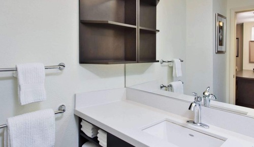 Studio Suite, 1 Queen Bed, Non Smoking