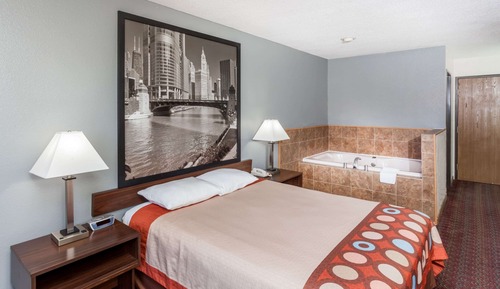 Studio Suite, 1 Queen Bed, Non Smoking