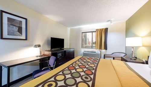 Deluxe Room, 1 King Bed, Non Smoking