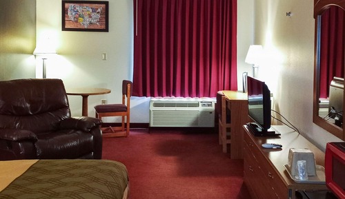 Room, 1 King Bed, Non Smoking