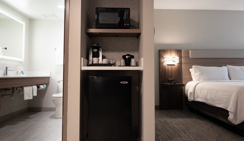 Suite, 1 King Bed