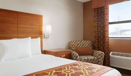 Room, 1 King Bed, Non Smoking