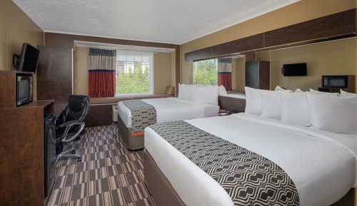 Standard Double Room, 2 Queen Beds