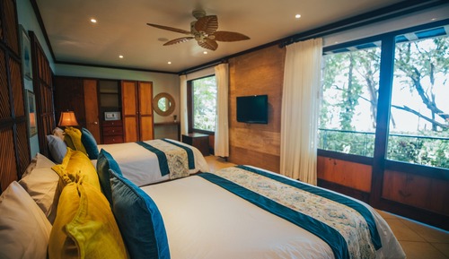 Ocean Front Suite Family