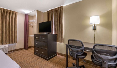 Studio, 1 Queen Bed, Accessible, Non Smoking