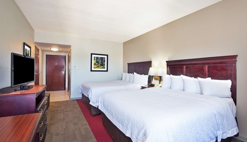 Room, 2 Queen Beds, Non Smoking