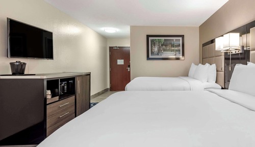 Standard Room, 2 Queen Beds, Non Smoking