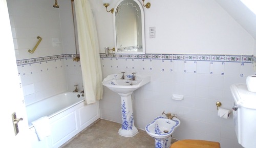 Double Room, 1 Queen Bed