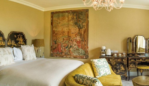 Elegant Room