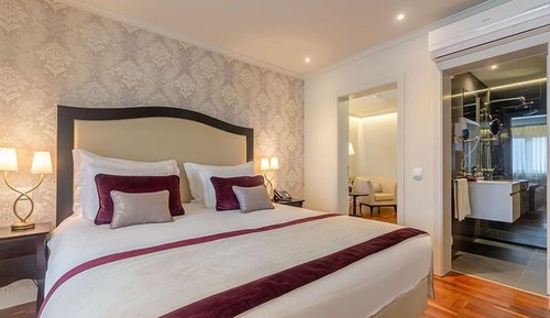 Junior Suite