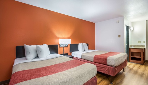 Standard Room, 2 Double Beds, Non Smoking