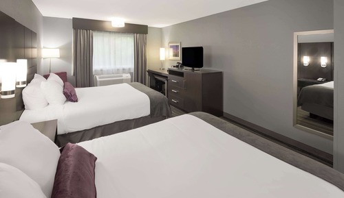 Standard Room, 2 Queen Beds, Non Smoking, Refrigerator