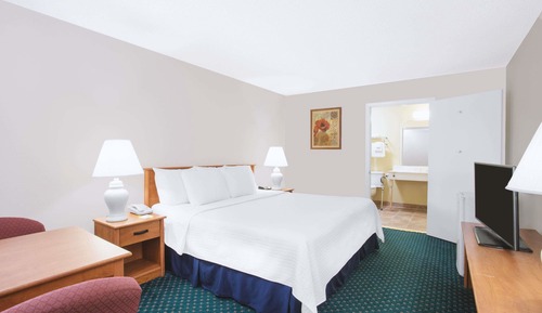 Room, 1 King Bed, Accessible, Non Smoking