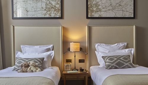 Standard Twin Room