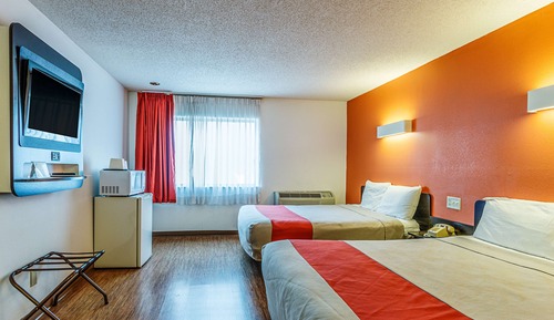 Standard Room, 2 Queen Beds, Non Smoking