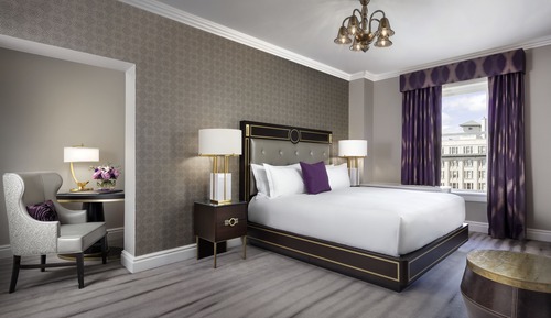 Fairmont Gold One Bedroom Suite City View 1 King