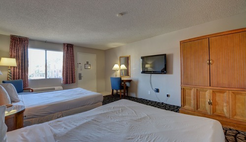 Deluxe Room, 2 Queen Beds, Non Smoking
