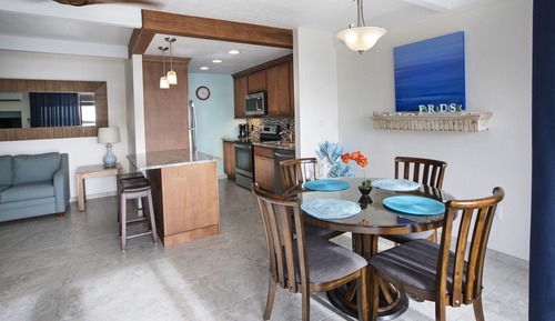 Condo, 1 Bedroom (Hillside)