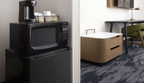 Suite, 1 King Bed with Sofa bed (Hearing Accessible)